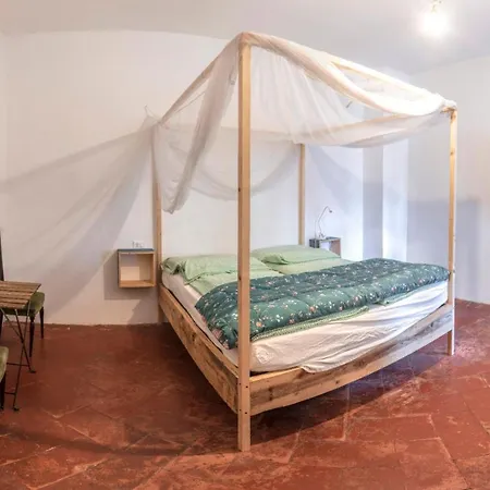 Bergamo Home Bed & Breakfast *